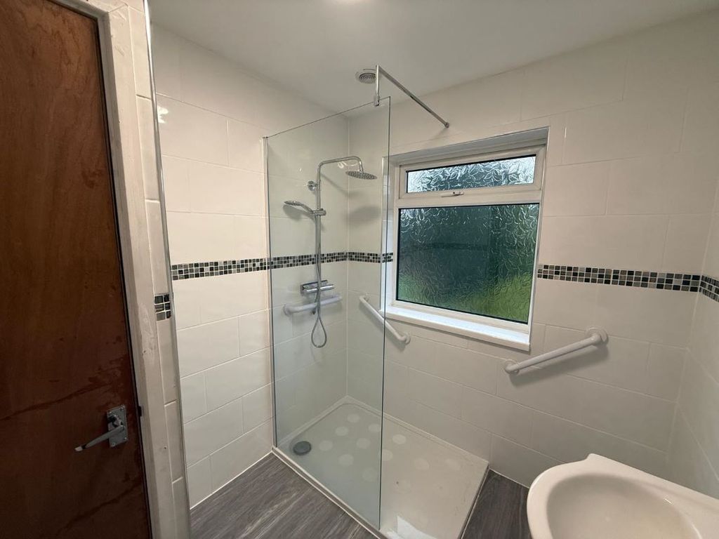 Property photo 3 of 35