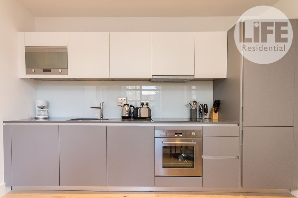 Property photo 3 of 7 Photo 7