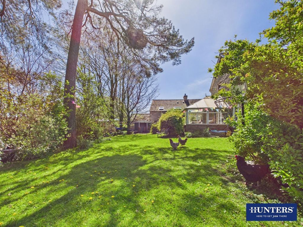 Property photo 2 of 57 Gardens