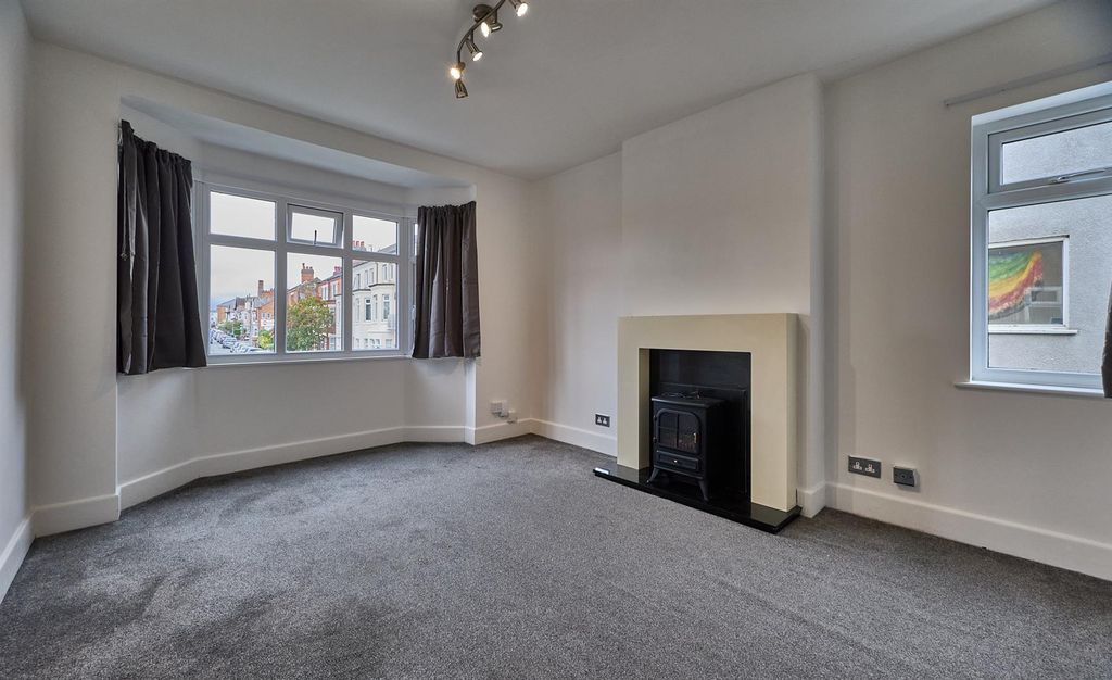 Property photo 2 of 7 Mount Road Hnk 5.Jpg