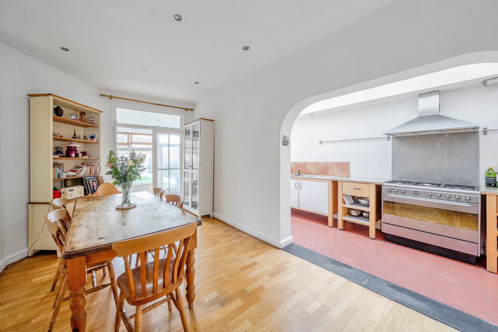 Property photo 2 of 19 1396626-6-69651A2...