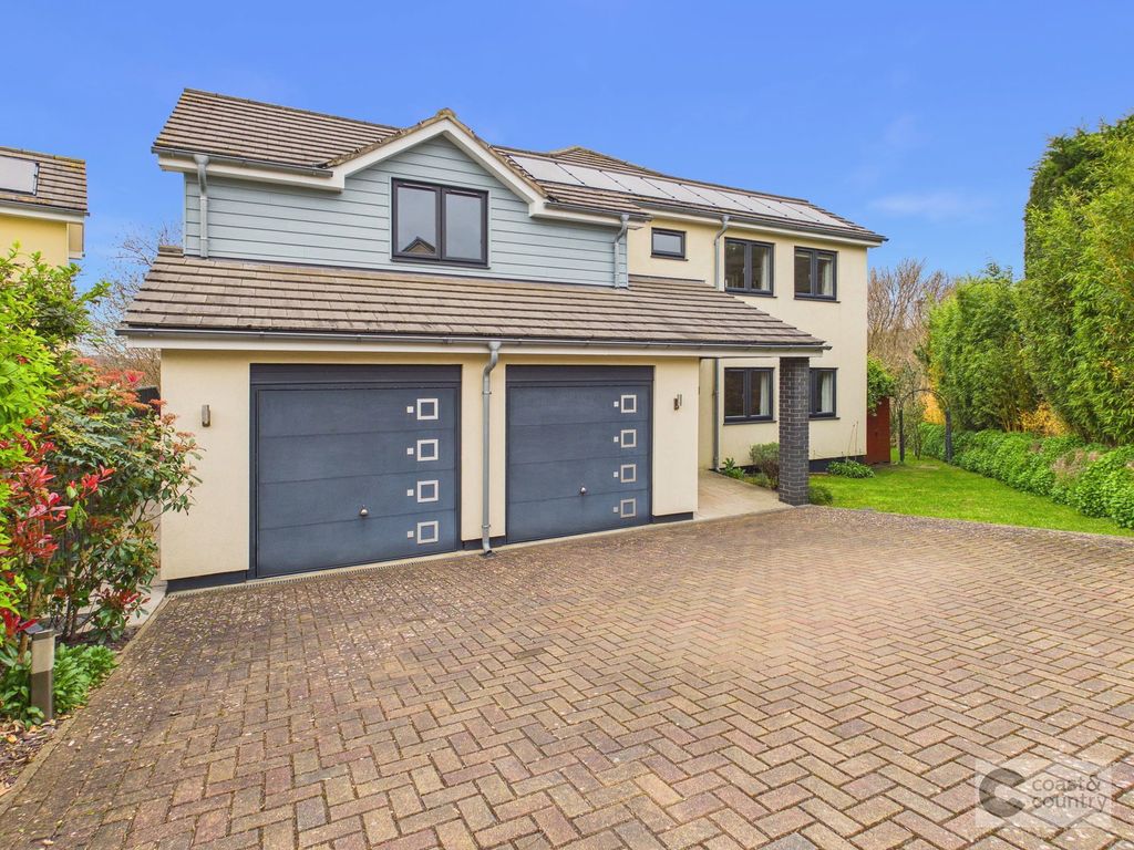 Property photo 1 of 36