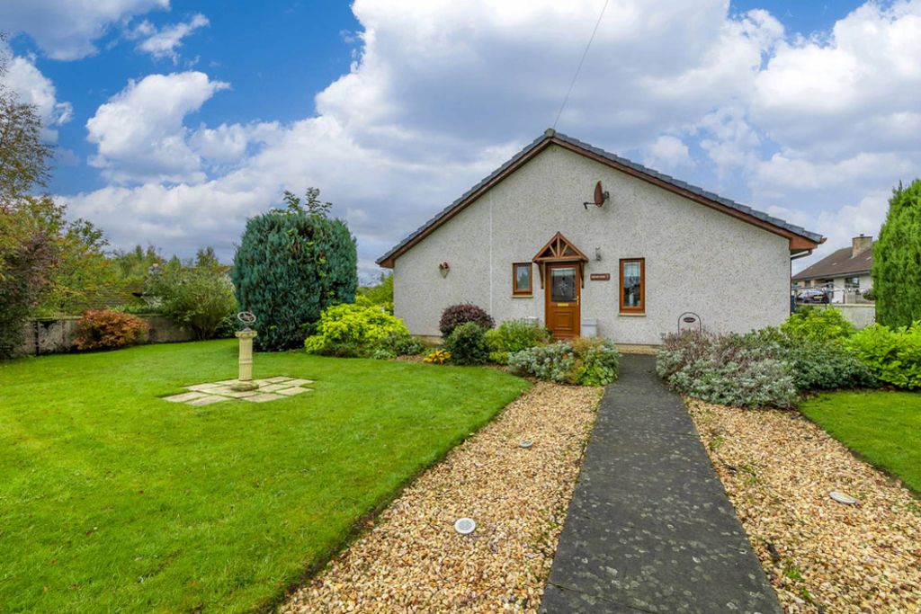 Property photo 1 of 27