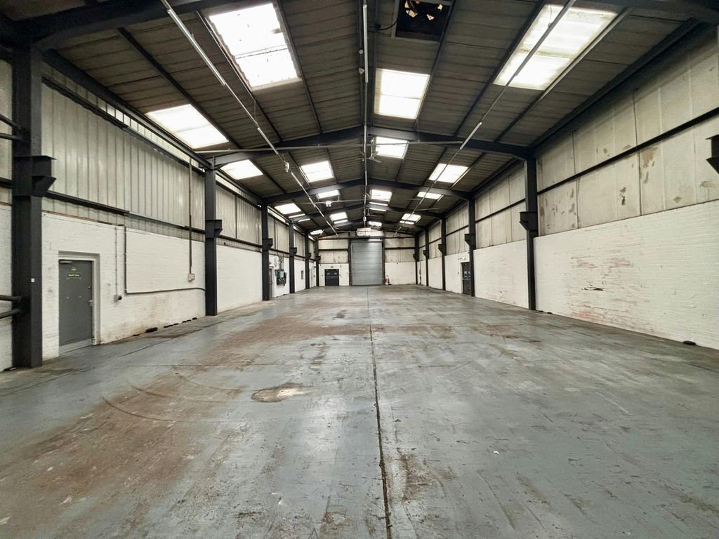 Property photo 3 of 13 C5i Bridgend 13.Jpg