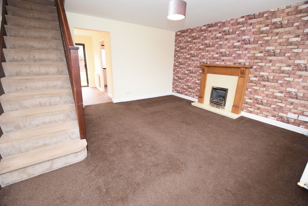 Property photo 2 of 12 Lounge