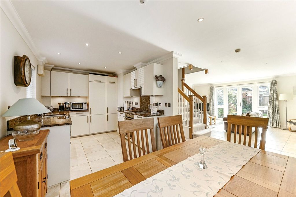 Property photo 2 of 21 Dining Room/Kitchen