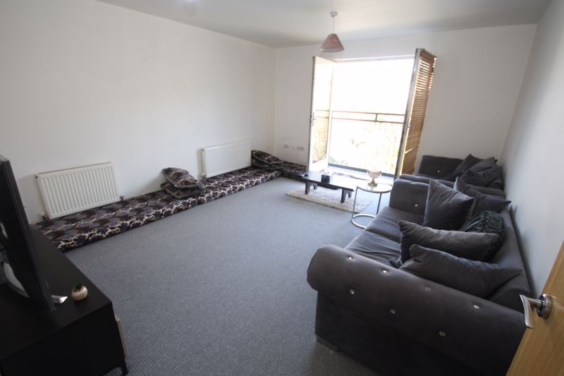Property photo 3 of 7 Photo 13