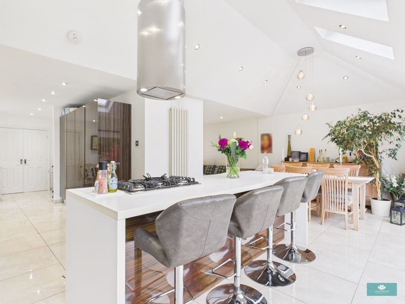 Property photo 3 of 23 Photo 22