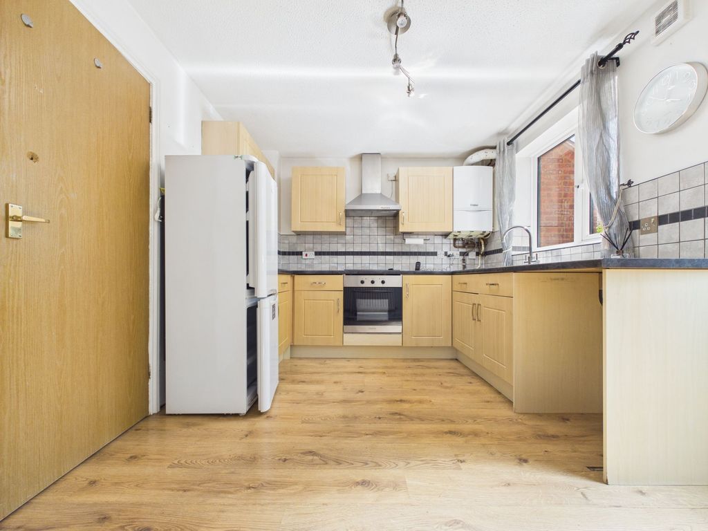 Property photo 2 of 13