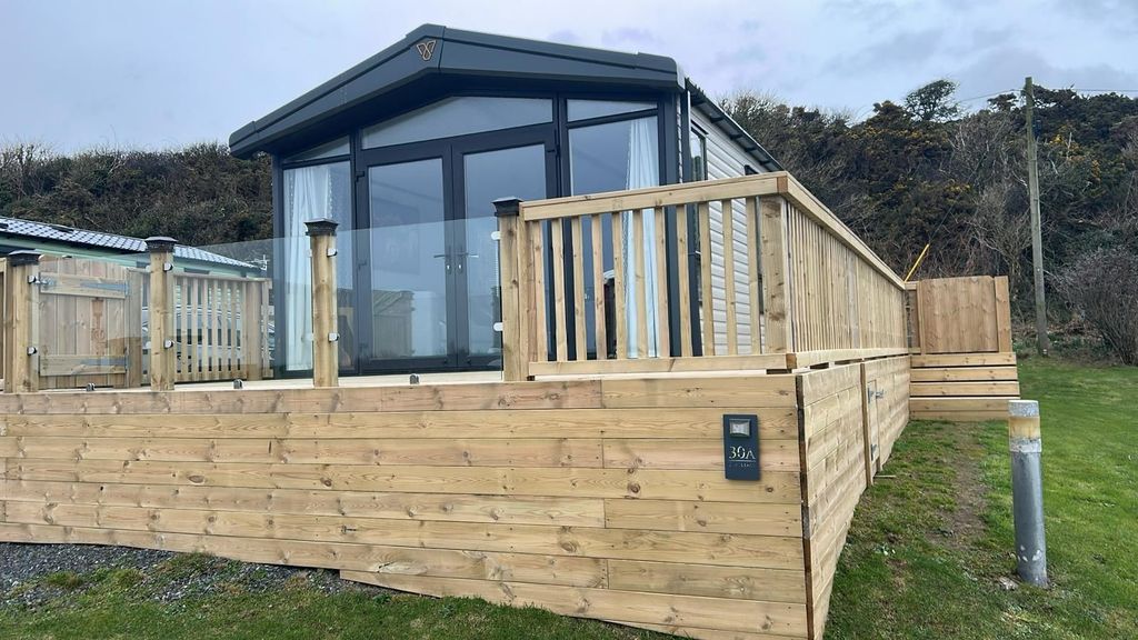 Property photo 1 of 7