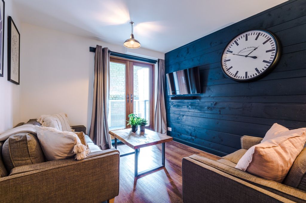 Property photo 2 of 21 Photo 1