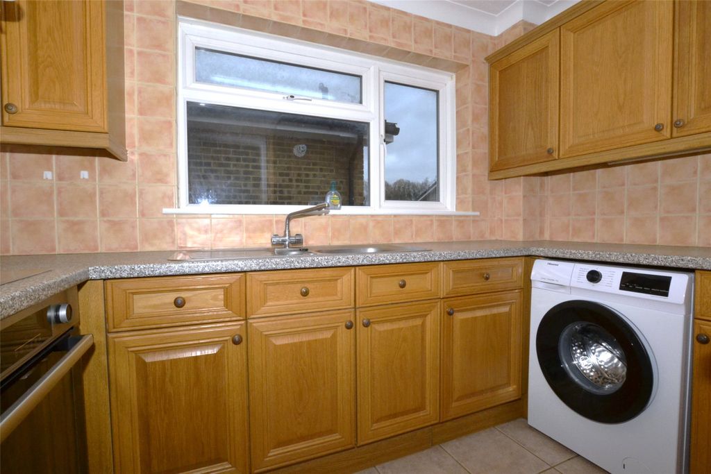 Property photo 2 of 11 Picture No. 20