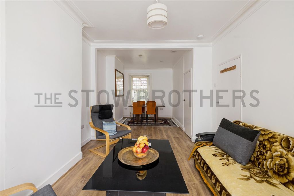 Property photo 2 of 24