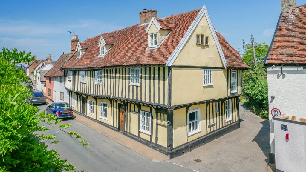 Property photo 1 of 27 8659652-Exterior14