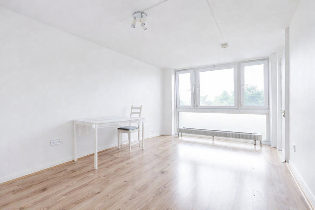 Property photo 2 of 8 Photo #2