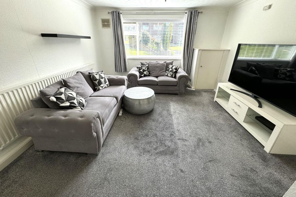 Property photo 2 of 11 2.Jpg