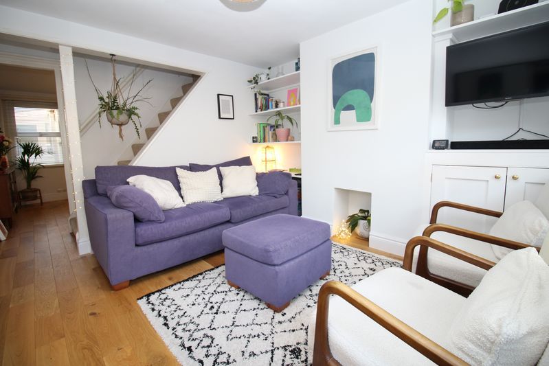 Property photo 2 of 11 Photo 1