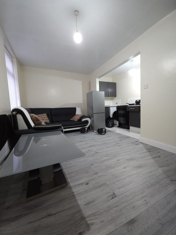 Property photo 2 of 5