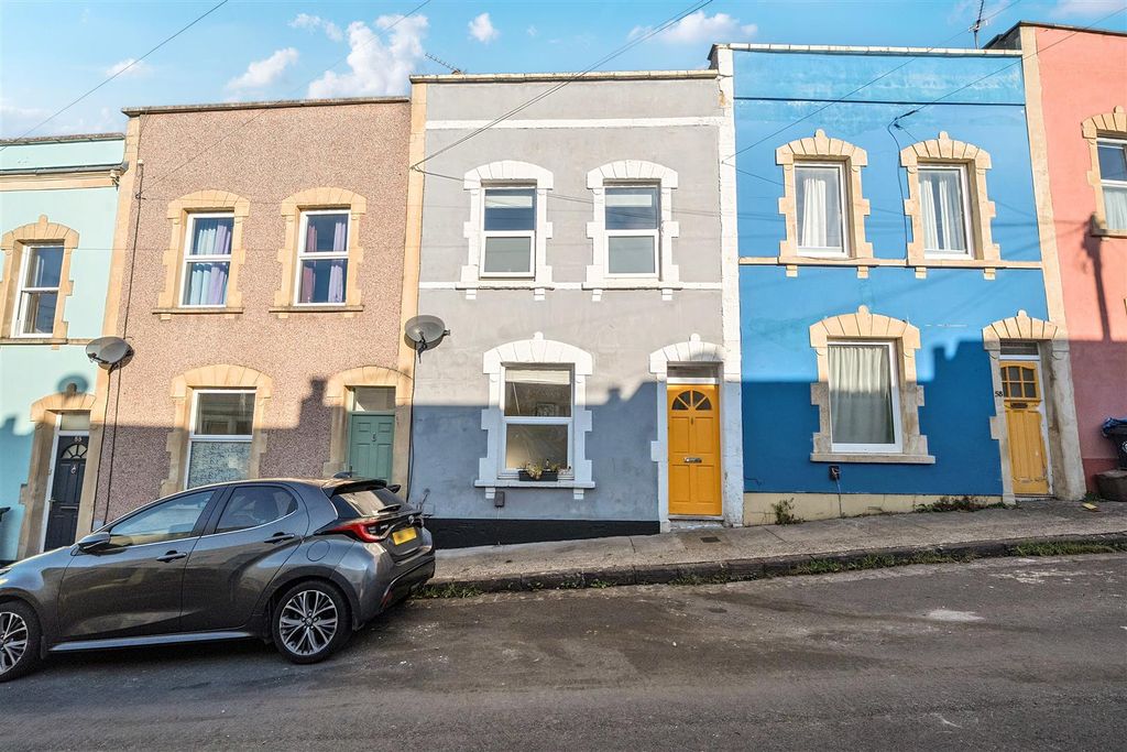 Property photo 2 of 18 1358966-18-68Da55Ffda790.Jpg