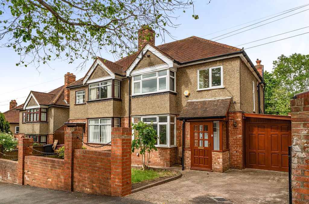 Property photo 1 of 25 1466371-2-6A0E24E...