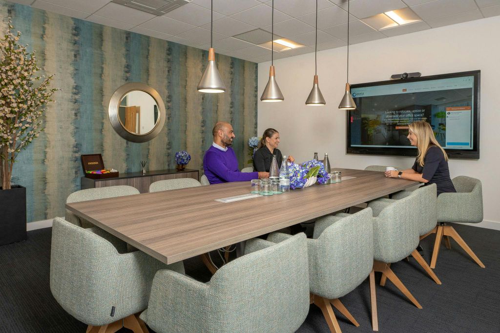 Property photo 3 of 5 Meeting Room.Jpg