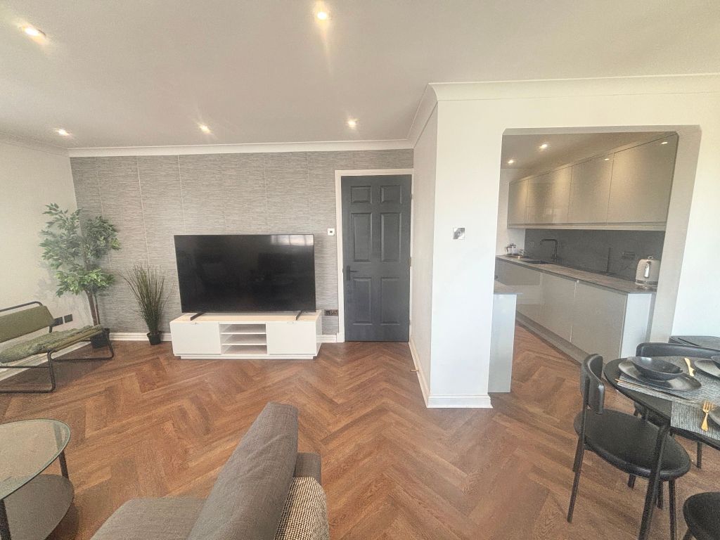 Additional image 5 of 2 bed flat to rentPocketts Wharf, Maritime Quarter, Swansea SA1