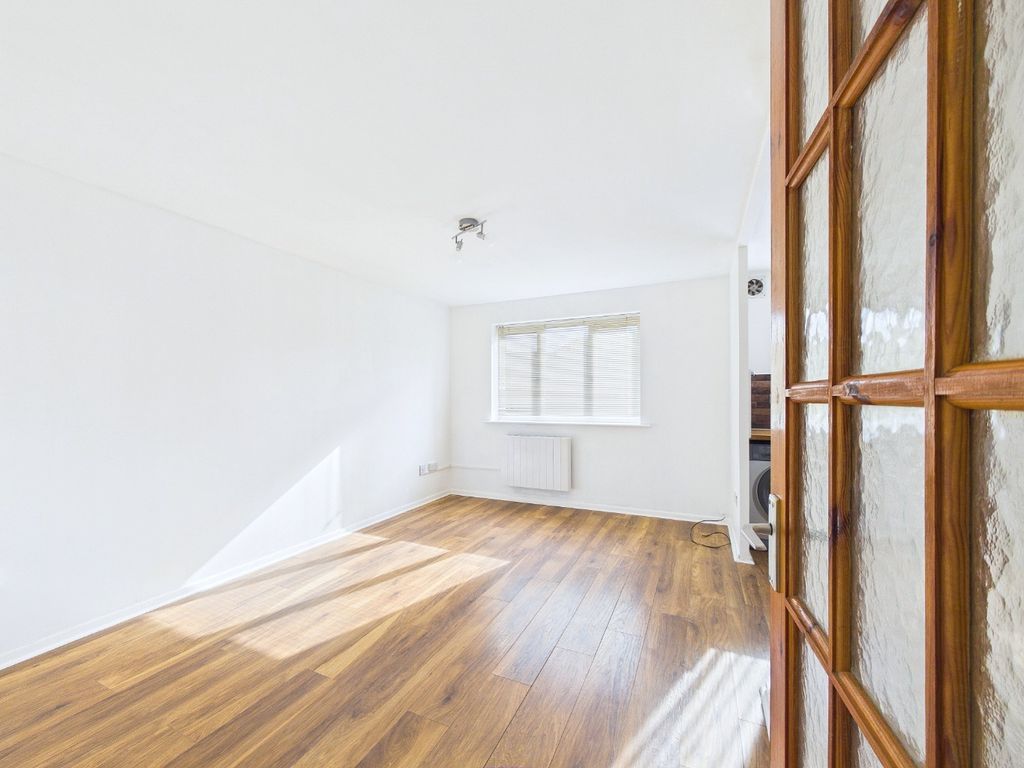 Property photo 3 of 10 5397323