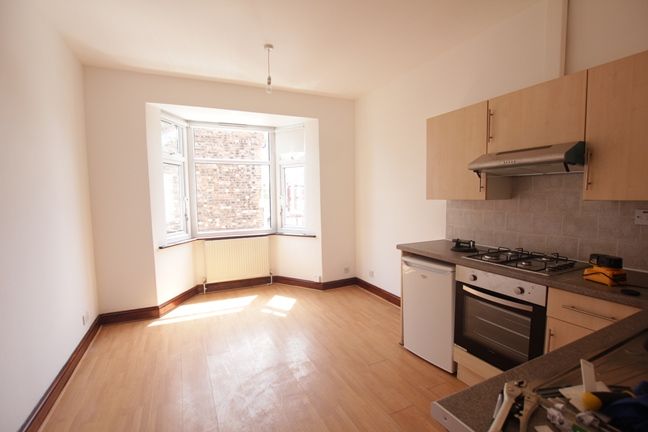 Property photo 2 of 5 28B Westbury Avenue