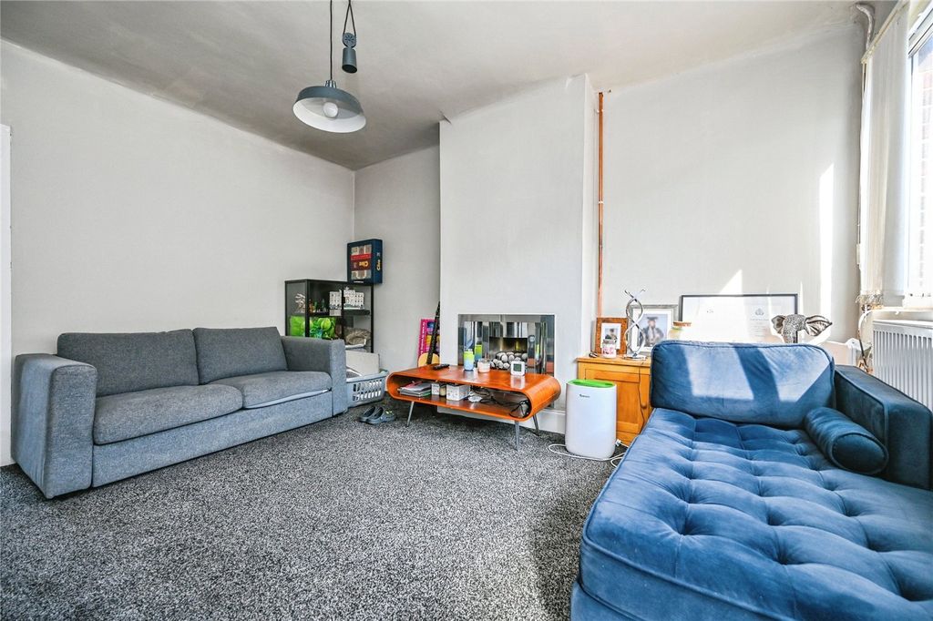 Property photo 3 of 14 Picture No. 06