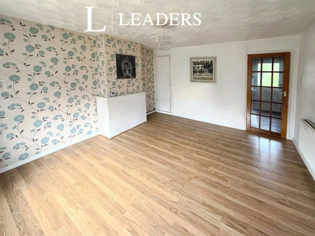 Property photo 3 of 11 Pbox-Img.Jpg