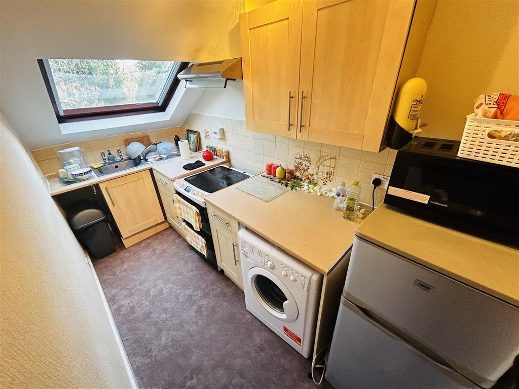 Property photo 3 of 6 Image00021.Jpeg