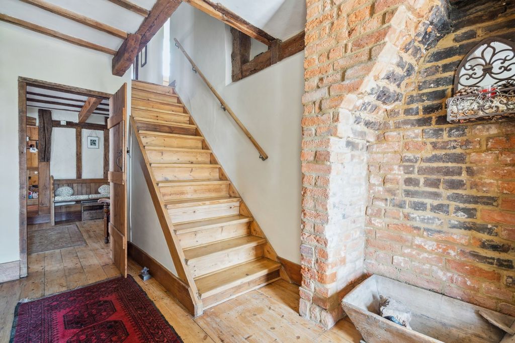 Property photo 3 of 23