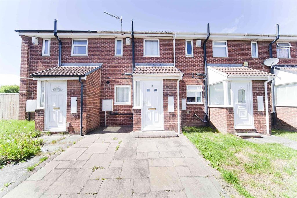 Property photo 2 of 16