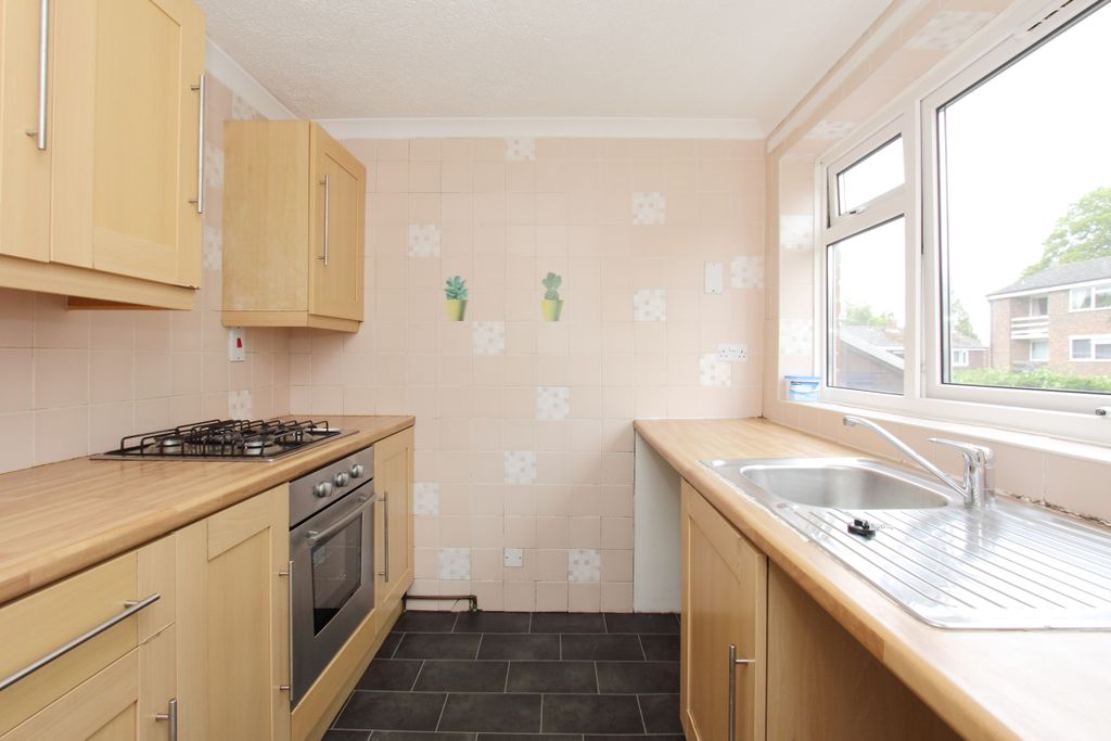 Property photo 3 of 15