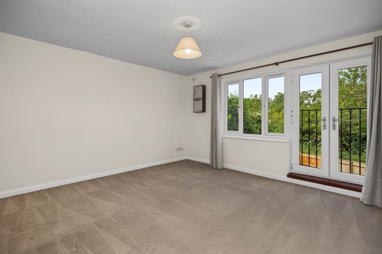 Property photo 3 of 8 333825