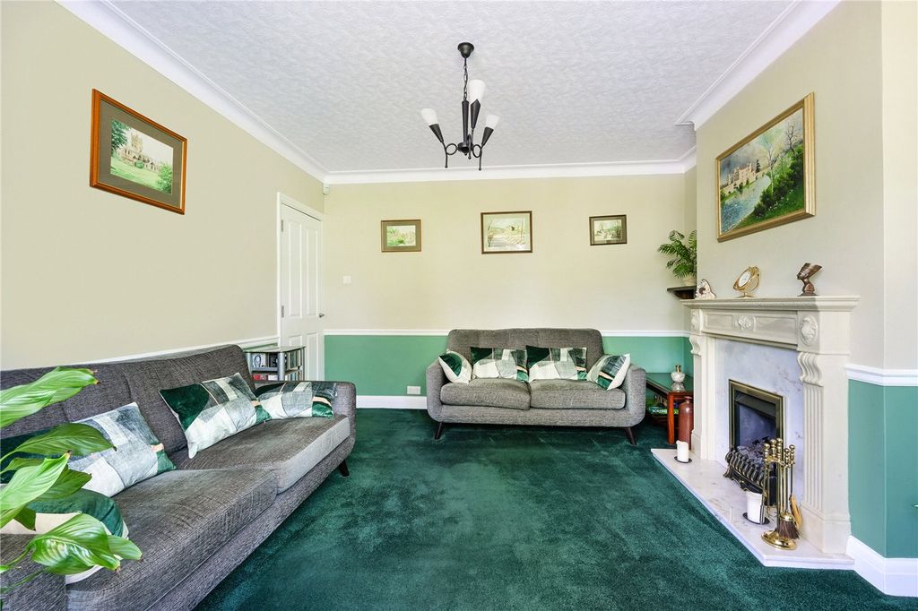 Property photo 3 of 28 Picture No. 04