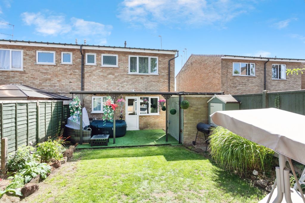 Property photo 2 of 17