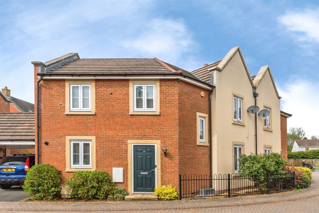 Property photo 1 of 20