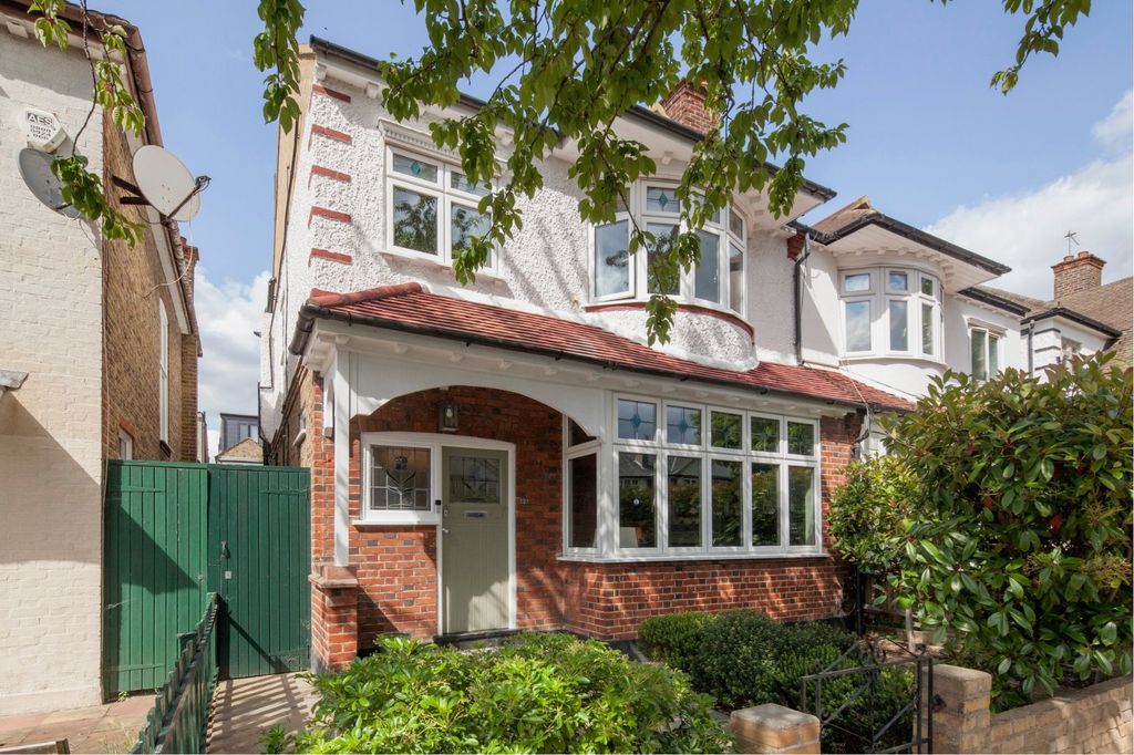 Property photo 2 of 14 Picture No. 13