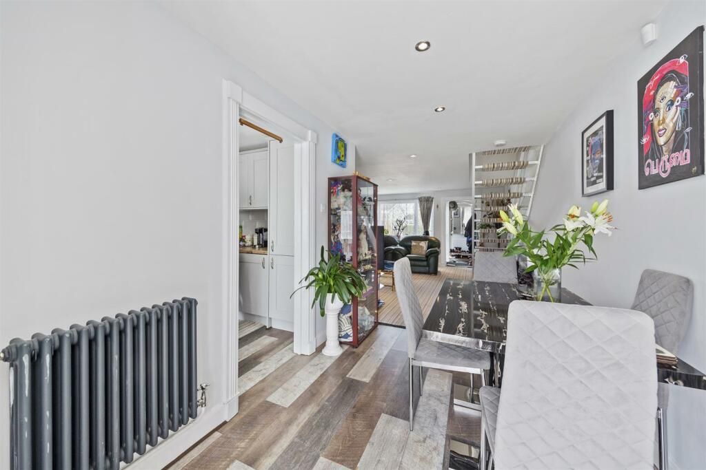 Property photo 3 of 15 Image