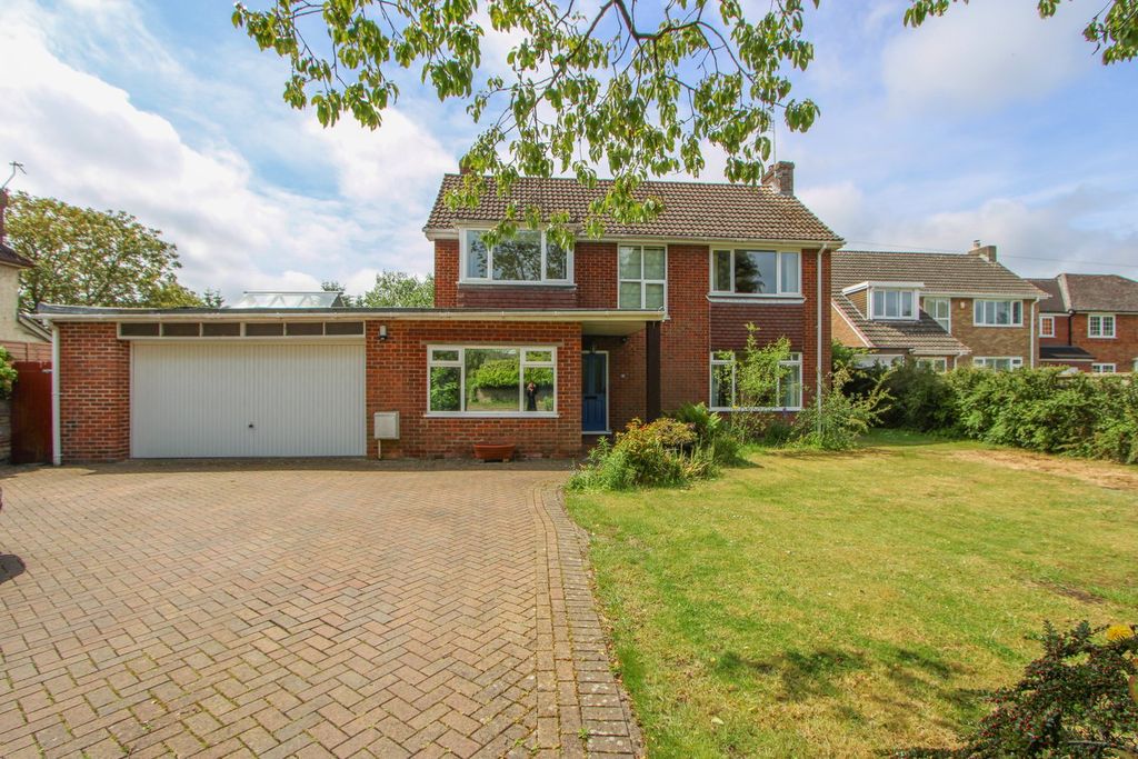 Property photo 1 of 25