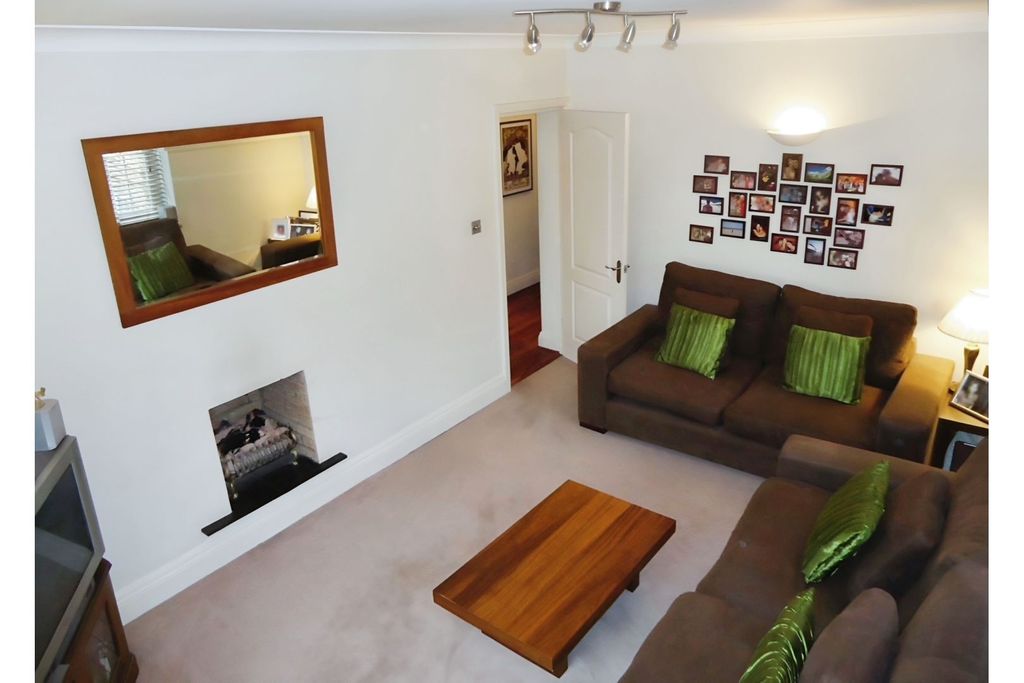Property photo 1 of 22