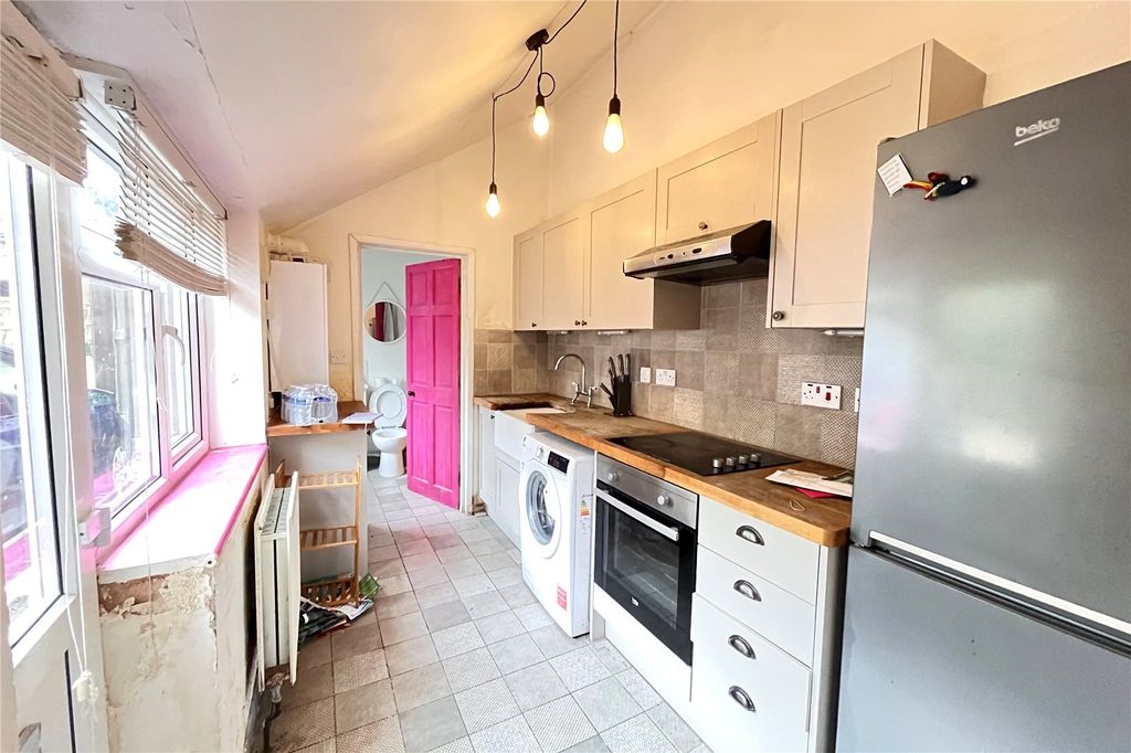 Property photo 3 of 7 Picture No. 04