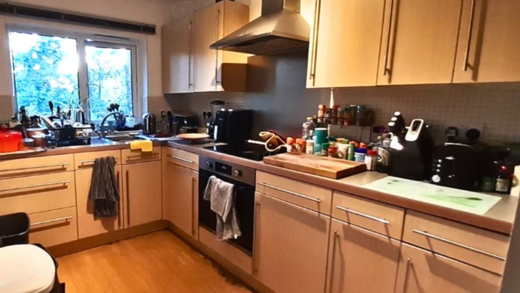 Property photo 2 of 6