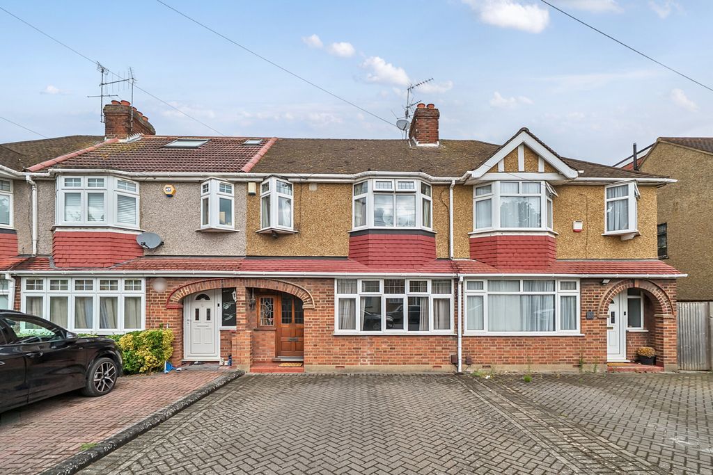 Property photo 1 of 21 1326603-19-687942...