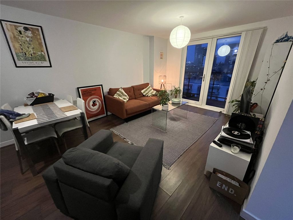 Property photo 2 of 11 Picture 2