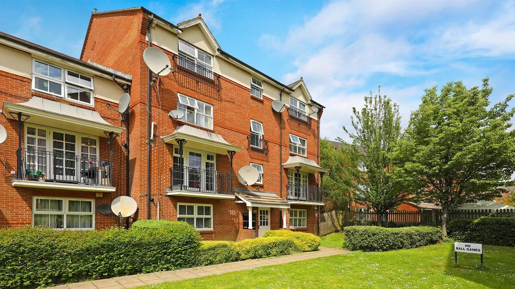 Property photo 1 of 5