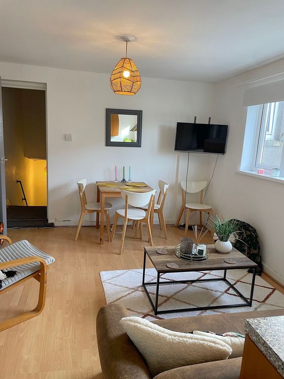 Property photo 2 of 6 Photo 6