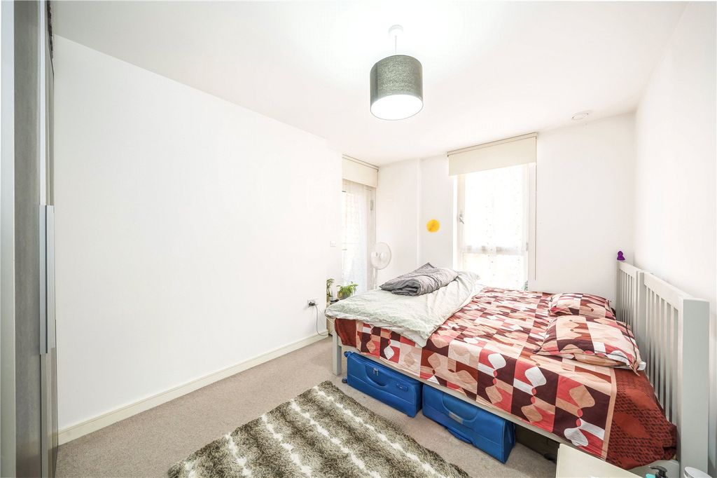 Property photo 3 of 11 Picture No. 15