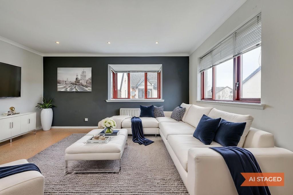 Property photo 2 of 10 Lounge